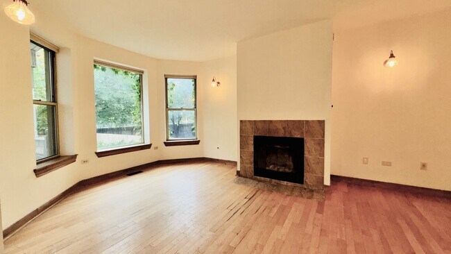 Photo - 6128 S Kenwood Ave