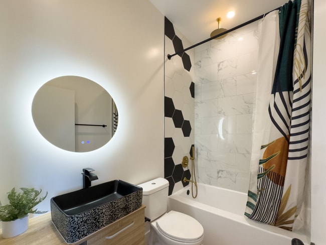 Photo - 4800-4802 S Slauson Ave Unidad 4802