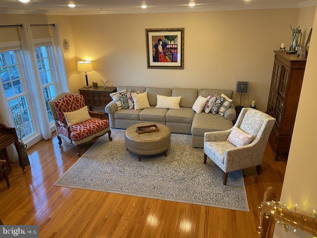 Photo - 10631 Sandown Way