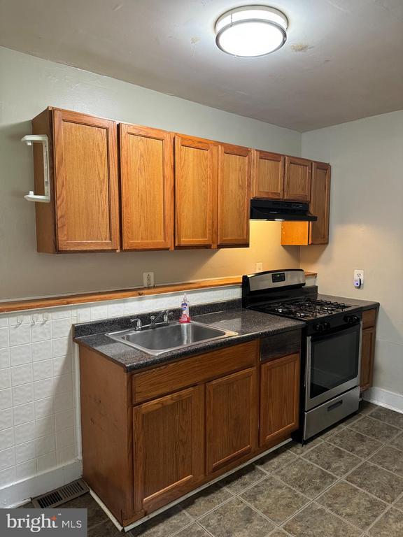 Photo - 1120 Gorsuch Ave