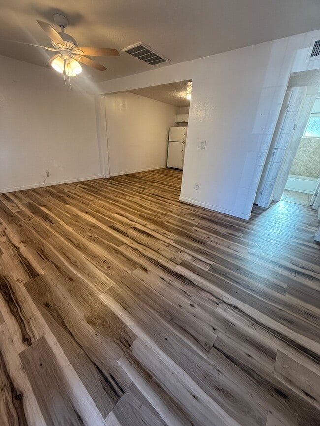 Photo - 4608 E Juarez St