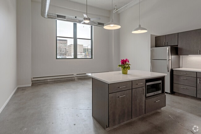 1BR, 1BA - Harriet