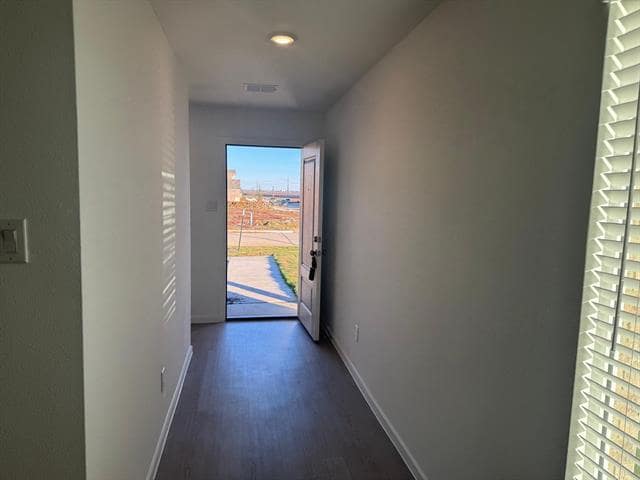 Photo - 7505 Fenton Pkwy