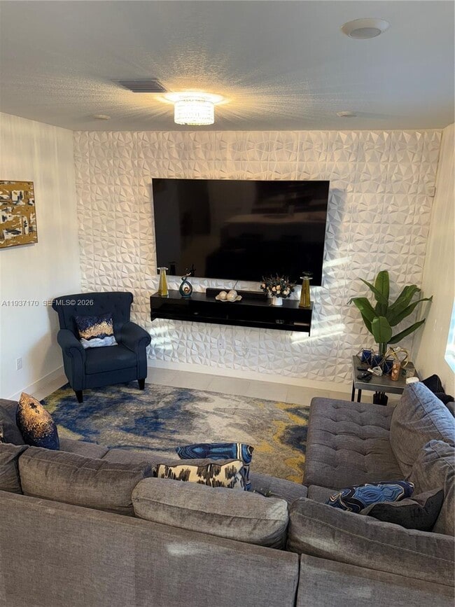 Photo - 818 SE 19th St