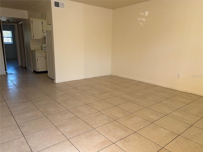 Photo - 1008 Pinellas St Unit 11