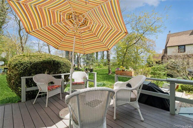 Photo - 695 Rogers Rd