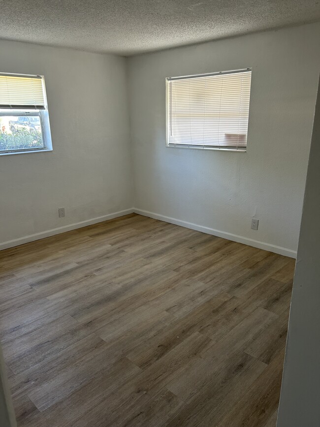 Building Photo - 1725 NW 54th Ter Unit JACK1