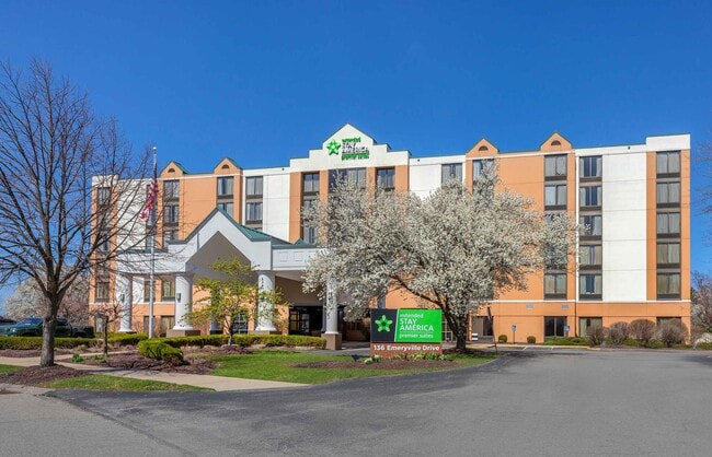 Furnished Studio-Pittsburgh - Cranberry - I-76