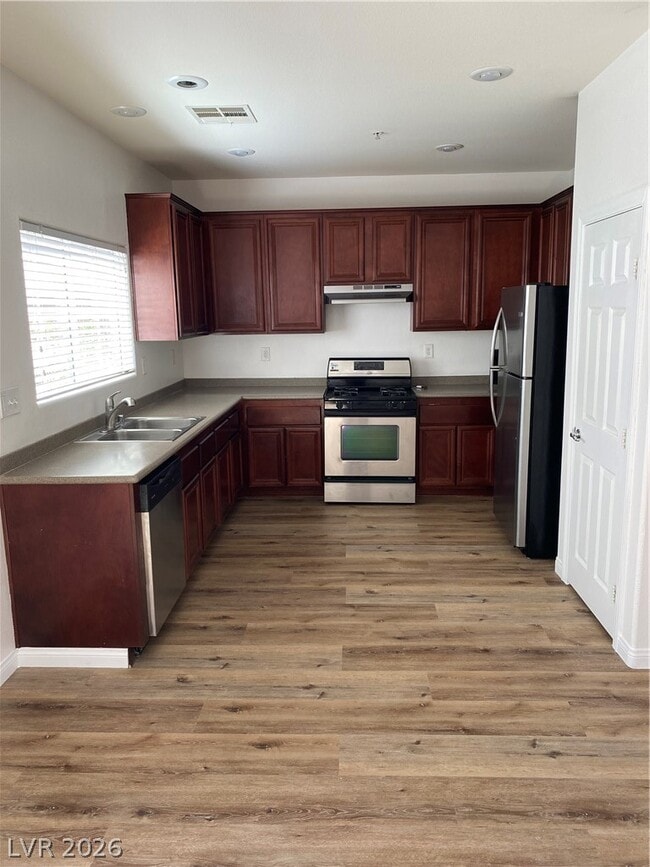 Photo - 171 Desert Pond Ave