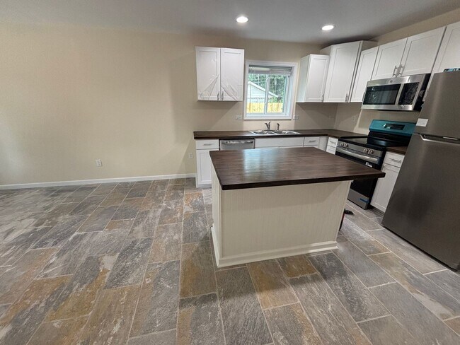 Photo - 307 W General Stewart Wy Unit A