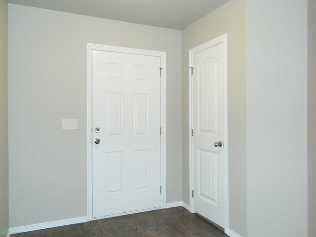 Photo - 206 St Charles Way