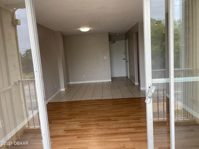 Photo - 732 N Halifax Ave Unit 202