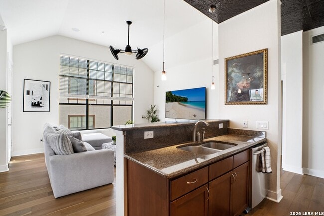 Photo - 2 Bedroom/2 Bath The Pinnacle At Oak Hills