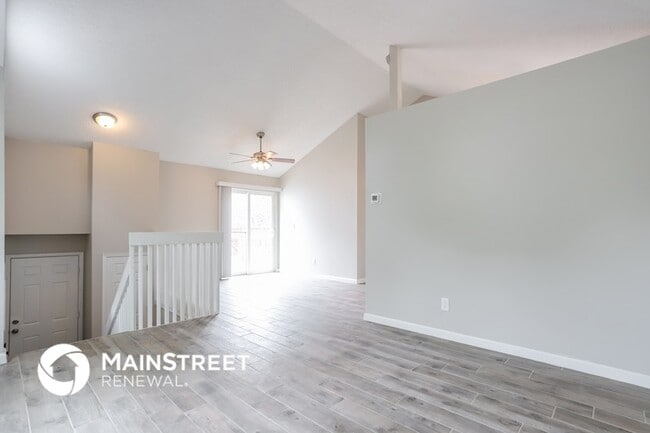 Photo - 4603 S Buckley Way