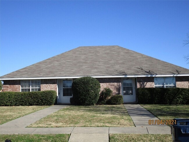 Building Photo - 3112 Inglewood St
