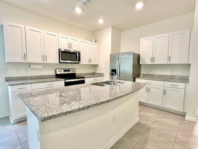 Photo - Fresh, modern & convenient 3Bedrooms/2.5Baths home in Daytona Beach!
