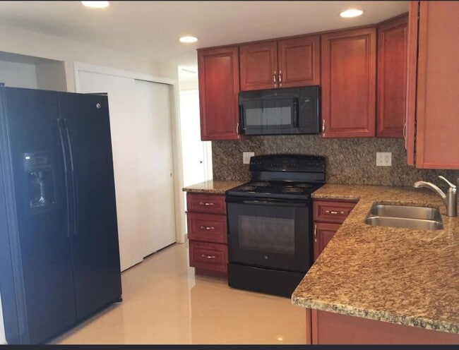 3312 Clydesdale Dr