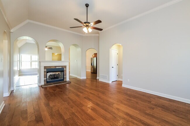 Photo - 5279 Conifer View Ln