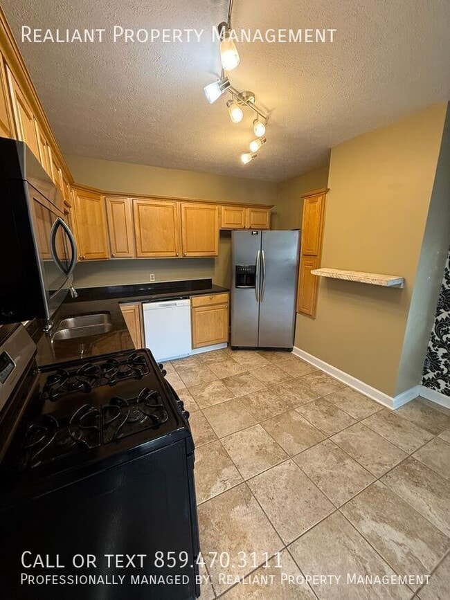 Photo - 711 W Maxwell St Unit 1