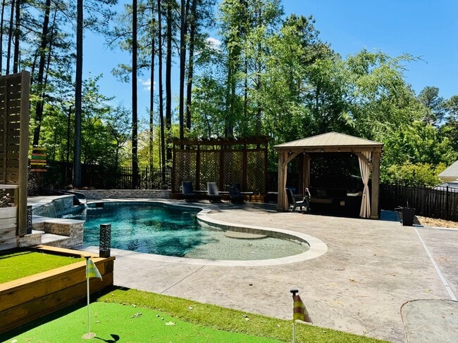 Building Photo - Fully Furnished Home Available In Creedmoor - Inground Pool and More