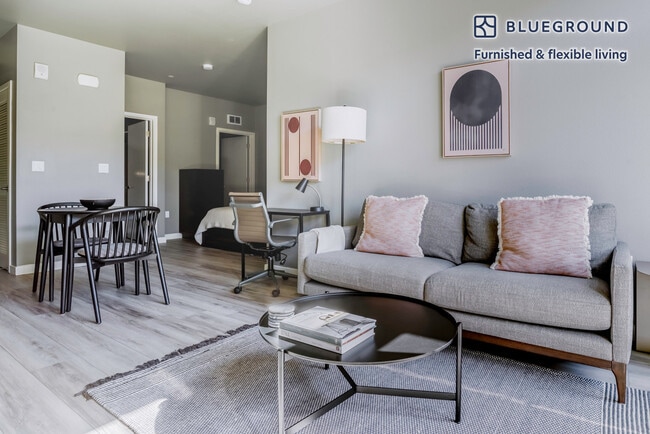 Photo - 2323 Valley St Unit FL4-ID1717