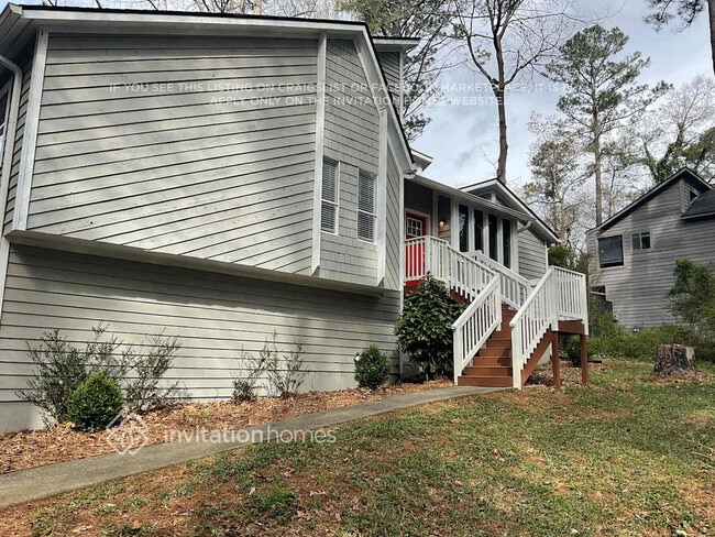 Photo - 232 Rustic Ridge Dr NE