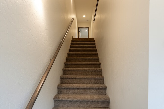 Photo - 7979 W 2nd St