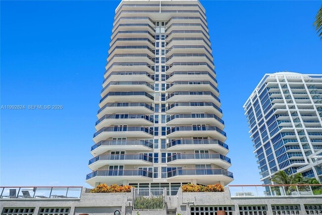 Building Photo - 6767 Collins Ave Unit 204