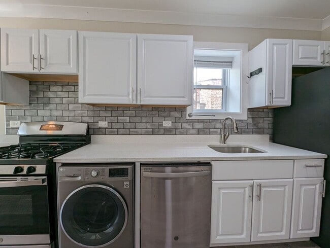 Photo - 2131 W Giddings St Unit 1B