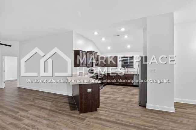 Photo - 3430 Oodie Ln