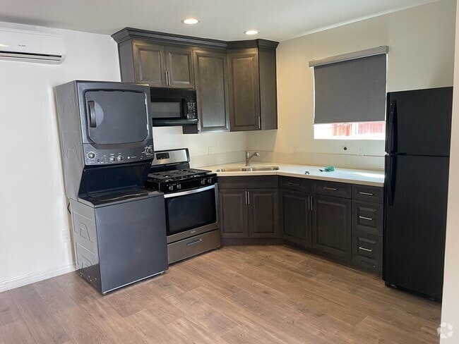 Building Photo - 10452 Balboa Blvd Rental