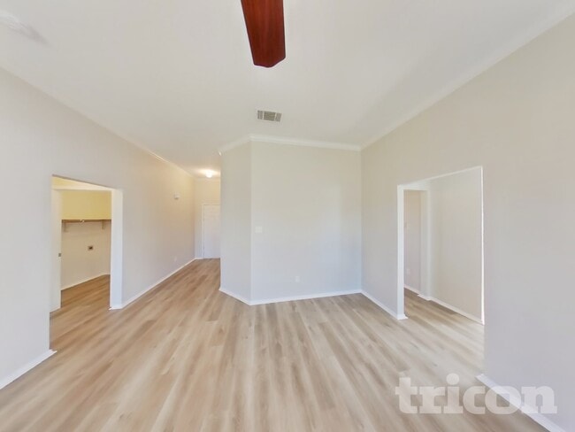 Photo - 100 Adams Dr