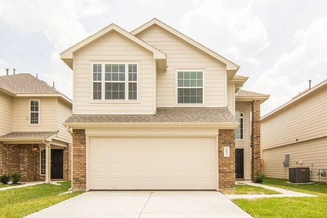 Photo - 18635 Medway River Trl