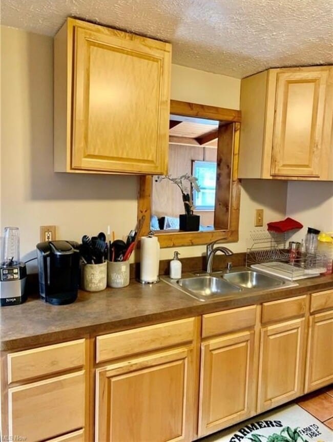 Photo - 21218 Hillgrove Ave