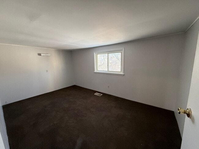 Photo - 658 Cooper St Unit Apt #2 - Upper