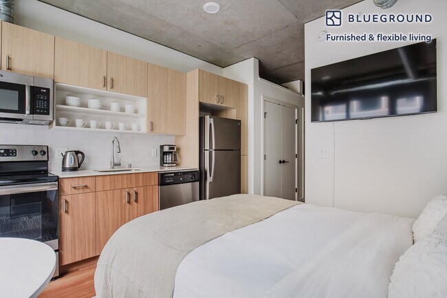 Photo - 624 Yale Ave N Unidad FL4-ID809