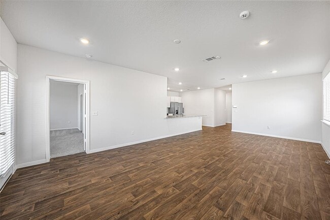 Photo - 121 Mackinac Ln