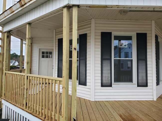 Photo - 17 Canaan St