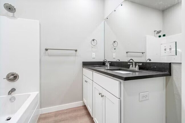 Farmington Hills Duplexes