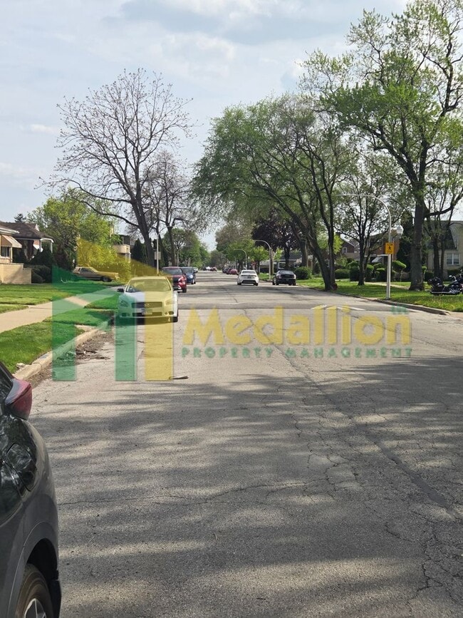 Photo - Spacious 6-Bedroom Home with Finished Basement and Backyard