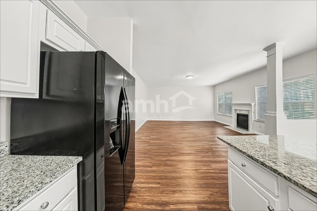 Photo - 1513 Cardinal Ln