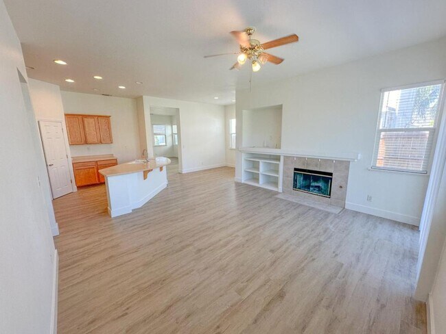 Photo - 2371 Wisconsin Ct