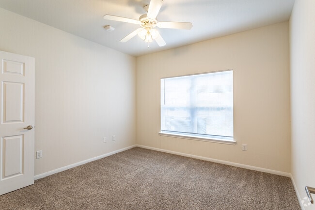 1HAB, 1BA - 589 ft² - The Lookout at Comanche Hill