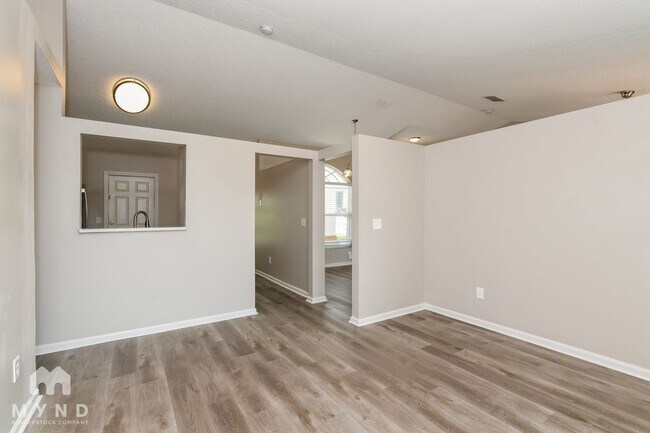 Photo - 2581 Sage Dr