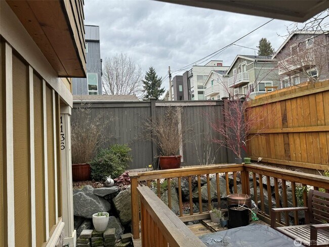 Photo - 3bd/2ba Seattle Townhome