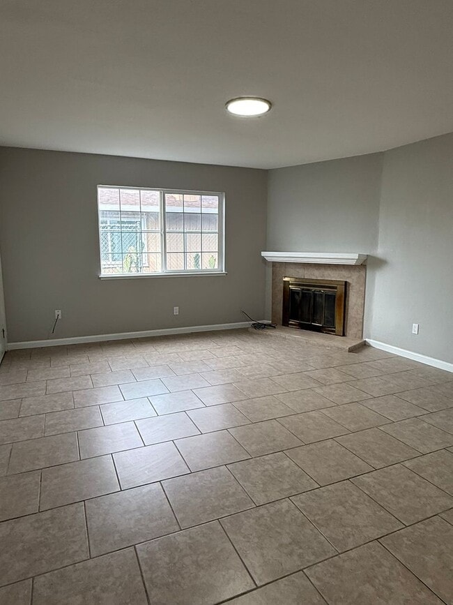 Photo - Beautifully Remodeled Duplex in Galt, CA
