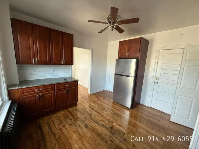 Building Photo - 40 3rd St