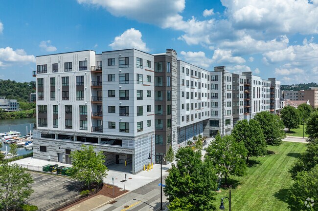 Alternar - The Park at Southside Works