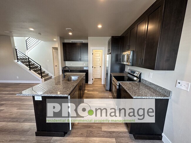 Photo - 3 Bed, 2.5 Bath Townhome w/ 2-Car Garage - NEAR NEW - Ammon