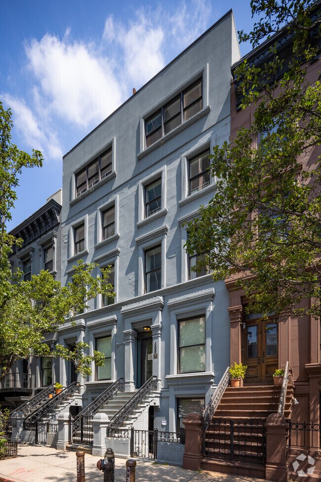 Photo - 155 W 126th St